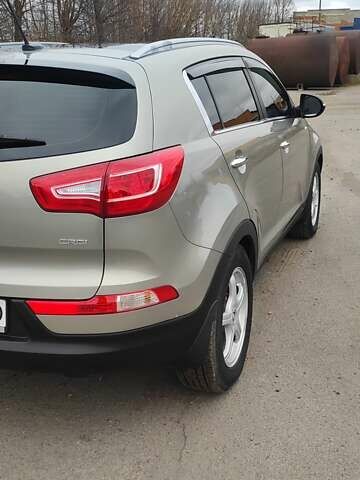 Бежевый Киа Sportage, объемом двигателя 2 л и пробегом 262 тыс. км за 13000 $, фото 33 на Automoto.ua