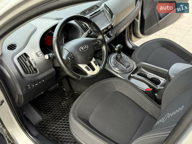 Кіа Sportage 2013 у Вінниці на Automoto.ua Бежевий Кіа Sportage, об'ємом двигуна 2 л та пробігом 92 тис. км за 15800 $, фото 56 на Automoto.ua