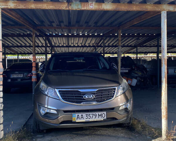 Киа Sportage 2013 в Киеве на Automoto.ua Бежевый Киа Sportage, объемом двигателя 2 л и пробегом 204 тыс. км за 11800 $, фото 5 на Automoto.ua