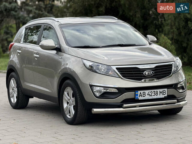 Кіа Sportage 2013 у Вінниці на Automoto.ua Бежевий Кіа Sportage, об'ємом двигуна 2 л та пробігом 92 тис. км за 15800 $, фото 3 на Automoto.ua