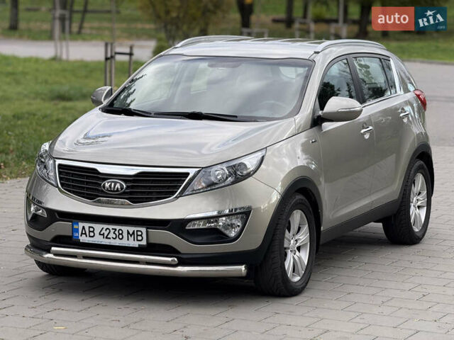 Кіа Sportage 2013 у Вінниці на Automoto.ua Бежевий Кіа Sportage, об'ємом двигуна 2 л та пробігом 92 тис. км за 15800 $, фото 1 на Automoto.ua