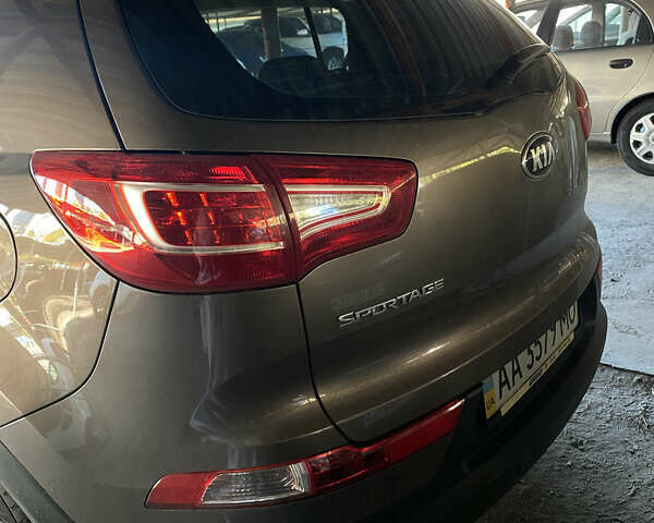 Киа Sportage 2013 в Киеве на Automoto.ua Бежевый Киа Sportage, объемом двигателя 2 л и пробегом 204 тыс. км за 11800 $, фото 4 на Automoto.ua