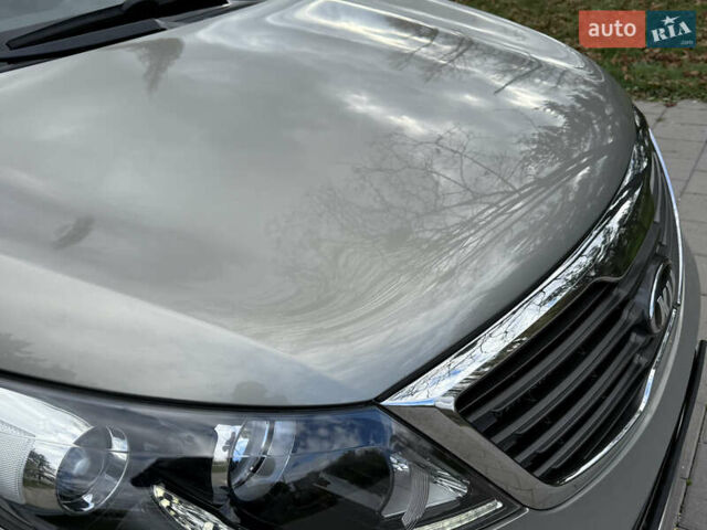 Кіа Sportage 2013 у Вінниці на Automoto.ua Бежевий Кіа Sportage, об'ємом двигуна 2 л та пробігом 92 тис. км за 15800 $, фото 19 на Automoto.ua