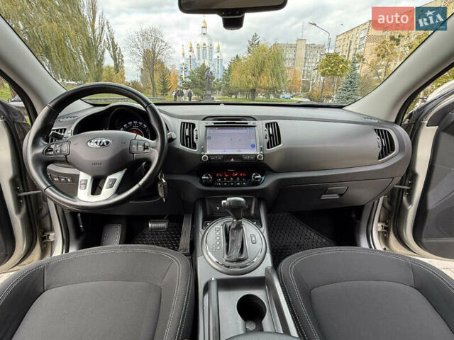 Кіа Sportage 2013 у Вінниці на Automoto.ua Бежевий Кіа Sportage, об'ємом двигуна 2 л та пробігом 92 тис. км за 15800 $, фото 38 на Automoto.ua