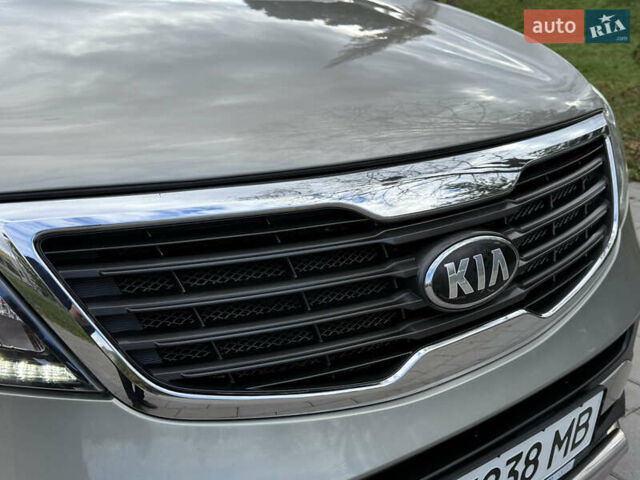 Кіа Sportage 2013 у Вінниці на Automoto.ua Бежевий Кіа Sportage, об'ємом двигуна 2 л та пробігом 92 тис. км за 15800 $, фото 20 на Automoto.ua