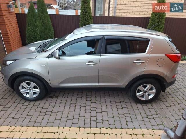 Бежевый Киа Sportage, объемом двигателя 1.69 л и пробегом 115 тыс. км за 15600 $, фото 8 на Automoto.ua