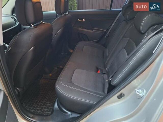 Бежевый Киа Sportage, объемом двигателя 1.69 л и пробегом 115 тыс. км за 15600 $, фото 44 на Automoto.ua