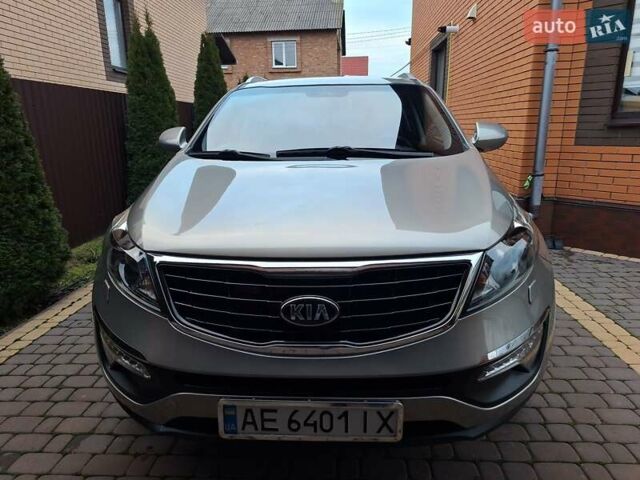 Бежевый Киа Sportage, объемом двигателя 1.69 л и пробегом 115 тыс. км за 15600 $, фото 2 на Automoto.ua