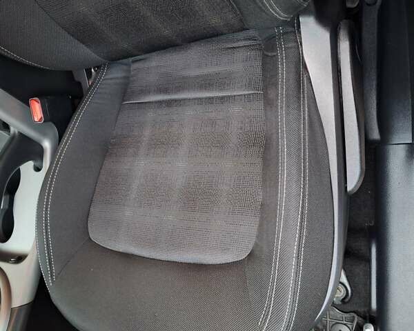 Бежевый Киа Sportage, объемом двигателя 1.69 л и пробегом 115 тыс. км за 15600 $, фото 55 на Automoto.ua