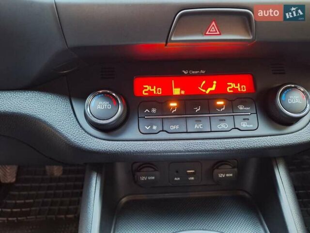 Бежевый Киа Sportage, объемом двигателя 1.69 л и пробегом 115 тыс. км за 15600 $, фото 37 на Automoto.ua