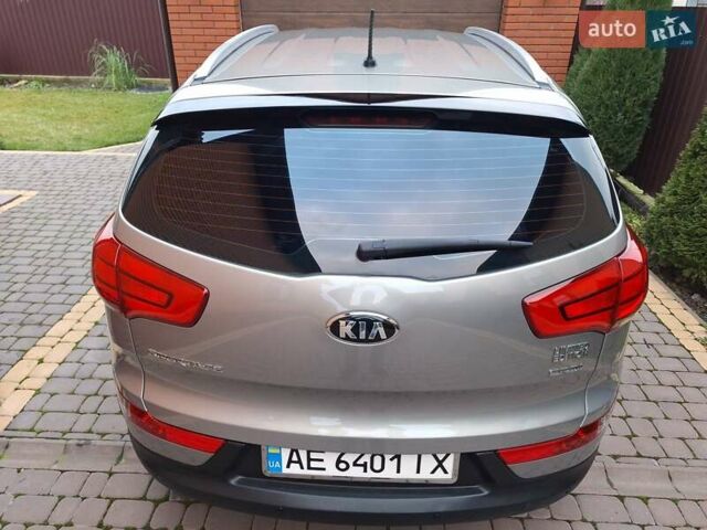 Бежевый Киа Sportage, объемом двигателя 1.69 л и пробегом 115 тыс. км за 15600 $, фото 15 на Automoto.ua