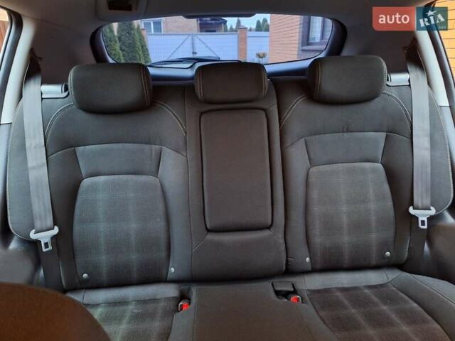 Бежевый Киа Sportage, объемом двигателя 1.69 л и пробегом 115 тыс. км за 15600 $, фото 53 на Automoto.ua