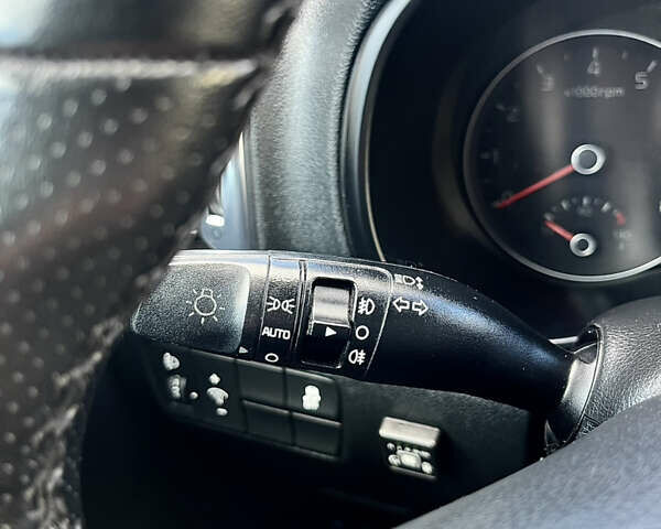 Бежевый Киа Sportage, объемом двигателя 2 л и пробегом 196 тыс. км за 14100 $, фото 66 на Automoto.ua