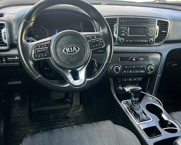Бежевый Киа Sportage, объемом двигателя 2 л и пробегом 196 тыс. км за 14100 $, фото 88 на Automoto.ua