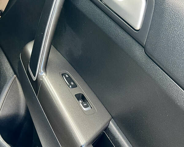 Киа Sportage 2016 в Тернополе на Automoto.ua Бежевый Киа Sportage, объемом двигателя 2 л и пробегом 196 тыс. км за 14300 $, фото 38 на Automoto.ua