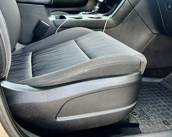 Бежевый Киа Sportage, объемом двигателя 2 л и пробегом 196 тыс. км за 14100 $, фото 81 на Automoto.ua