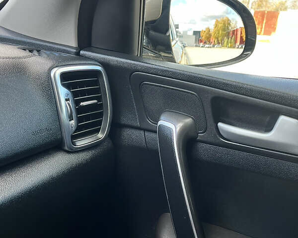 Бежевый Киа Sportage, объемом двигателя 2 л и пробегом 196 тыс. км за 14100 $, фото 61 на Automoto.ua