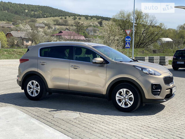 Бежевый Киа Sportage, объемом двигателя 1.69 л и пробегом 141 тыс. км за 16500 $, фото 4 на Automoto.ua