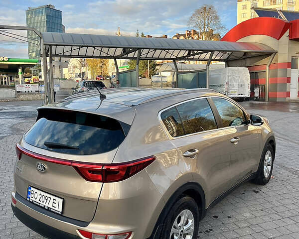 Бежевый Киа Sportage, объемом двигателя 2 л и пробегом 196 тыс. км за 14100 $, фото 10 на Automoto.ua