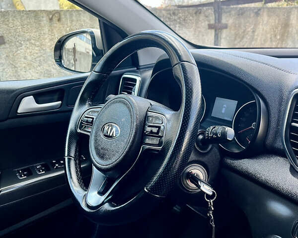 Киа Sportage 2016 в Тернополе на Automoto.ua Бежевый Киа Sportage, объемом двигателя 2 л и пробегом 196 тыс. км за 14300 $, фото 61 на Automoto.ua