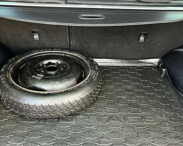 Бежевый Киа Sportage, объемом двигателя 2 л и пробегом 196 тыс. км за 14100 $, фото 46 на Automoto.ua