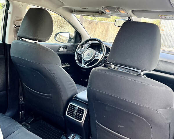 Бежевый Киа Sportage, объемом двигателя 2 л и пробегом 196 тыс. км за 14100 $, фото 47 на Automoto.ua