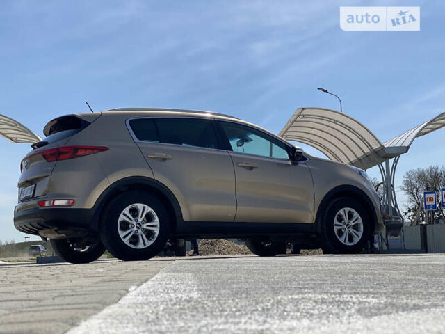 Бежевий Кіа Sportage, об'ємом двигуна 1.69 л та пробігом 141 тис. км за 16500 $, фото 8 на Automoto.ua