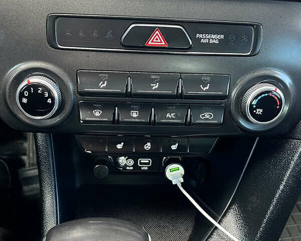 Киа Sportage 2016 в Тернополе на Automoto.ua Бежевый Киа Sportage, объемом двигателя 2 л и пробегом 196 тыс. км за 14300 $, фото 81 на Automoto.ua