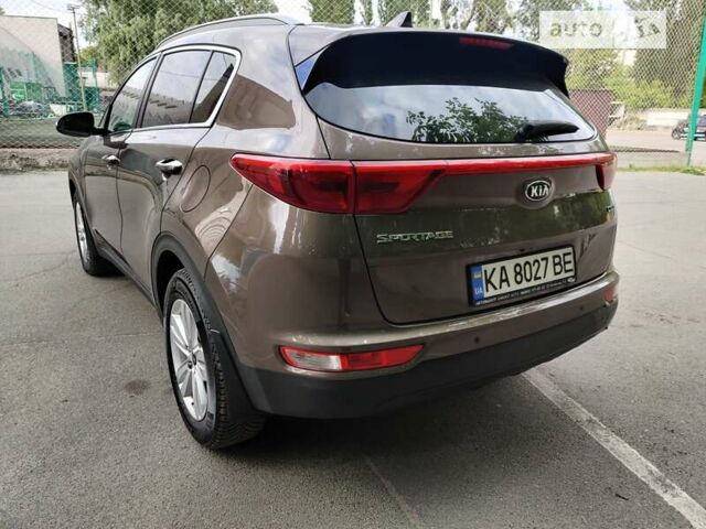 Бежевый Киа Sportage, объемом двигателя 2 л и пробегом 166 тыс. км за 17700 $, фото 7 на Automoto.ua