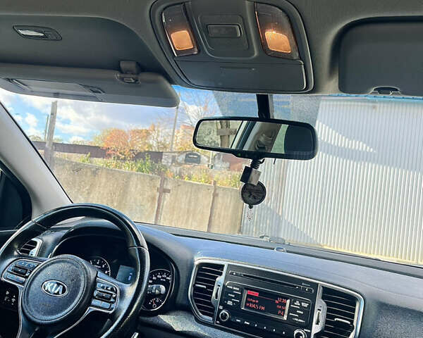 Бежевый Киа Sportage, объемом двигателя 2 л и пробегом 196 тыс. км за 14100 $, фото 49 на Automoto.ua
