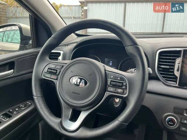 Бежевый Киа Sportage, объемом двигателя 1.69 л и пробегом 97 тыс. км за 18600 $, фото 16 на Automoto.ua