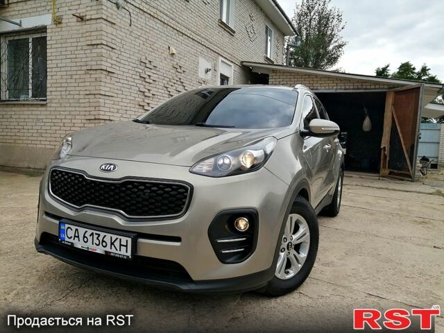 Бежевый Киа Sportage, объемом двигателя 1.7 л и пробегом 122 тыс. км за 14900 $, фото 2 на Automoto.ua