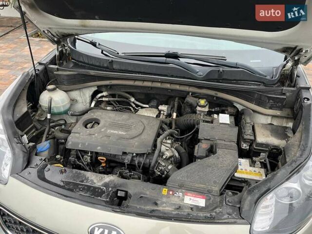 Бежевый Киа Sportage, объемом двигателя 1.69 л и пробегом 97 тыс. км за 18600 $, фото 22 на Automoto.ua