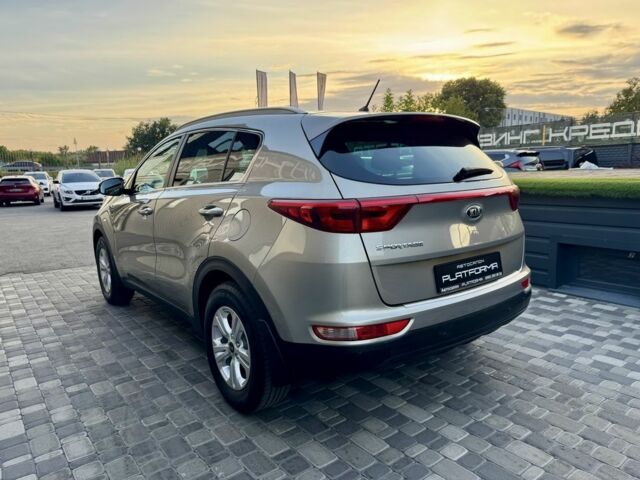 Бежевый Киа Sportage, объемом двигателя 0 л и пробегом 103 тыс. км за 17900 $, фото 1 на Automoto.ua