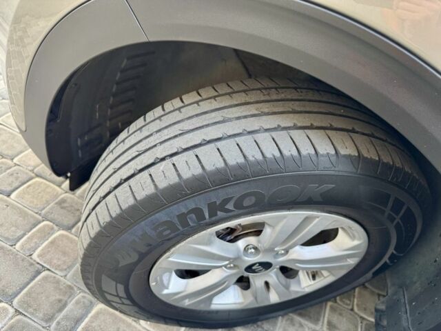 Бежевый Киа Sportage, объемом двигателя 0 л и пробегом 103 тыс. км за 17900 $, фото 11 на Automoto.ua