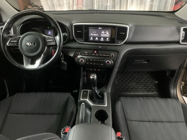 Бежевый Киа Sportage, объемом двигателя 1.6 л и пробегом 20 тыс. км за 19300 $, фото 17 на Automoto.ua