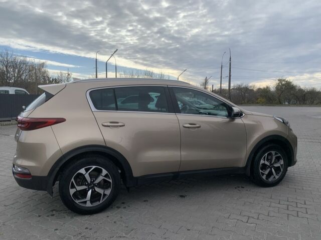 Бежевый Киа Sportage, объемом двигателя 1.6 л и пробегом 20 тыс. км за 19300 $, фото 4 на Automoto.ua