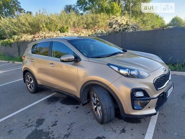 Бежевий Кіа Sportage, об'ємом двигуна 1.59 л та пробігом 70 тис. км за 17000 $, фото 1 на Automoto.ua