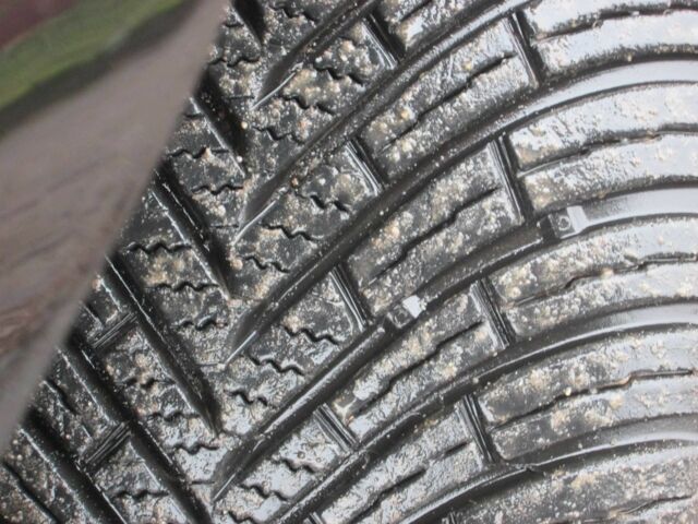 Черный Киа Sportage, объемом двигателя 2 л и пробегом 213 тыс. км за 7700 $, фото 9 на Automoto.ua