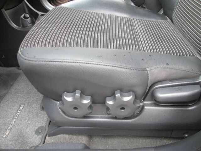 Черный Киа Sportage, объемом двигателя 2 л и пробегом 213 тыс. км за 7700 $, фото 18 на Automoto.ua