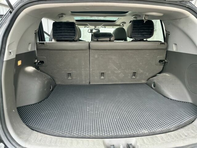 Черный Киа Sportage, объемом двигателя 2.4 л и пробегом 114 тыс. км за 12000 $, фото 7 на Automoto.ua