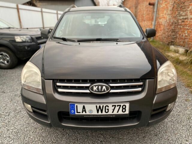 Черный Киа Sportage, объемом двигателя 2 л и пробегом 161 тыс. км за 4300 $, фото 2 на Automoto.ua