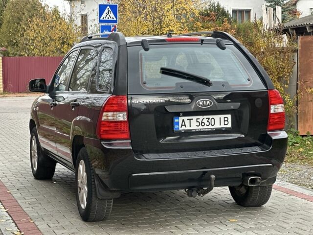 Черный Киа Sportage, объемом двигателя 2 л и пробегом 262 тыс. км за 5350 $, фото 13 на Automoto.ua