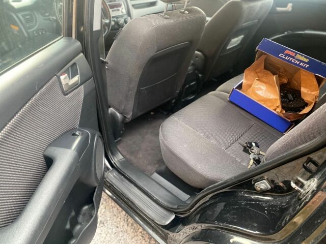 Черный Киа Sportage, объемом двигателя 2 л и пробегом 161 тыс. км за 4300 $, фото 13 на Automoto.ua