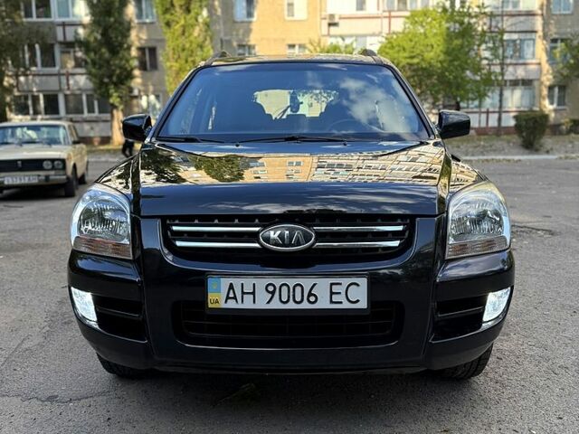 Черный Киа Sportage, объемом двигателя 2 л и пробегом 205 тыс. км за 7500 $, фото 5 на Automoto.ua