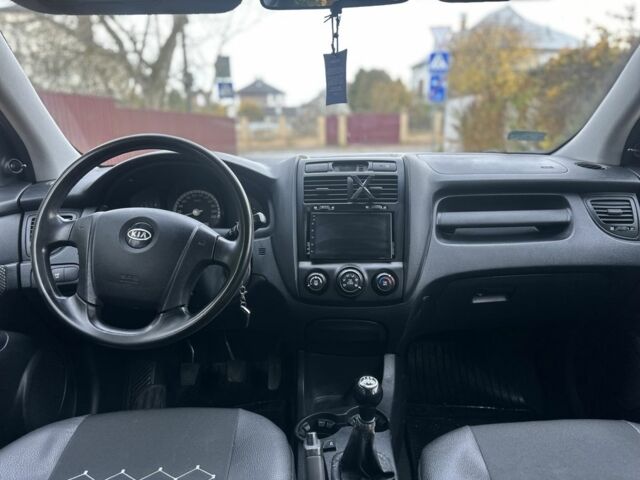 Черный Киа Sportage, объемом двигателя 2 л и пробегом 262 тыс. км за 5350 $, фото 16 на Automoto.ua