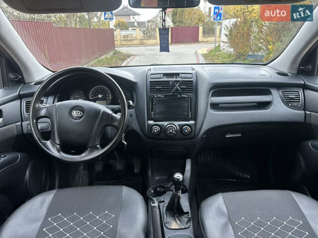 Черный Киа Sportage, объемом двигателя 1.98 л и пробегом 262 тыс. км за 5350 $, фото 16 на Automoto.ua