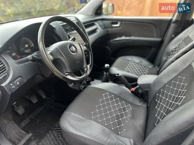 Черный Киа Sportage, объемом двигателя 1.98 л и пробегом 262 тыс. км за 5350 $, фото 15 на Automoto.ua