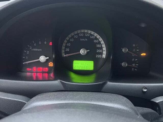 Черный Киа Sportage, объемом двигателя 2 л и пробегом 272 тыс. км за 3599 $, фото 5 на Automoto.ua