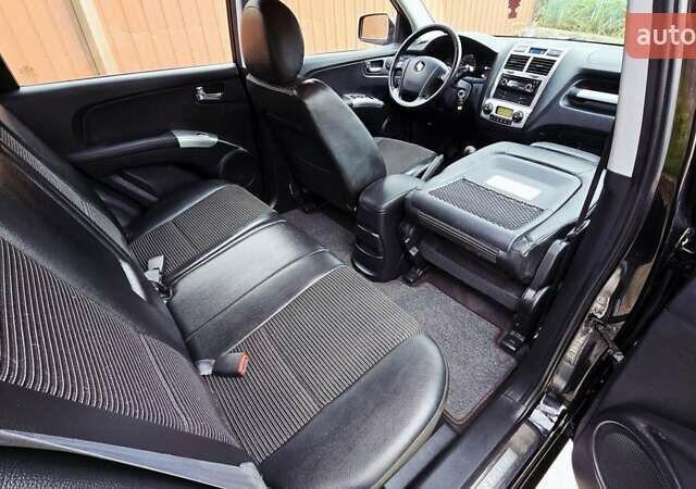 Чорний Кіа Sportage, об'ємом двигуна 2 л та пробігом 172 тис. км за 7999 $, фото 52 на Automoto.ua